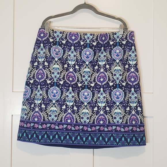 Talbots Dresses & Skirts - Talbots Cotton Canvas A Line Skirt Medallion & Floral Print W/Stretch Size 18